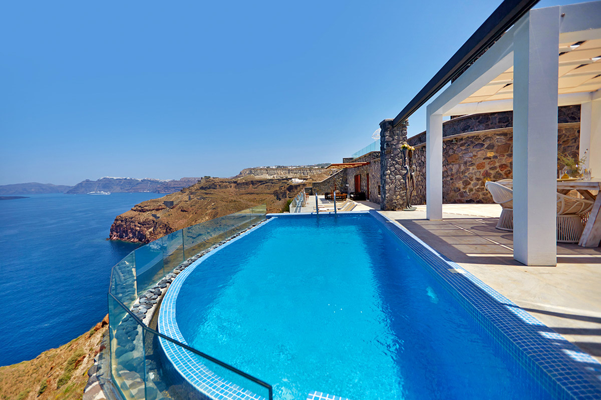 santorini villas infinity pools