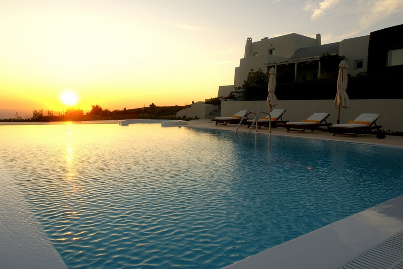 Akrotiri Villas santorini