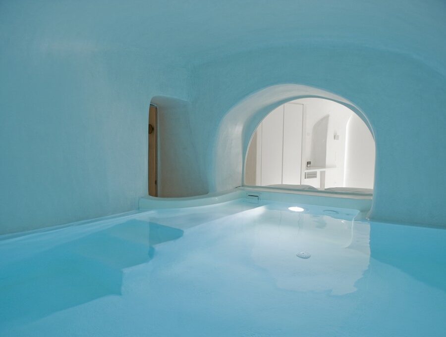 villa-aesthesis-fira-indoor-pool