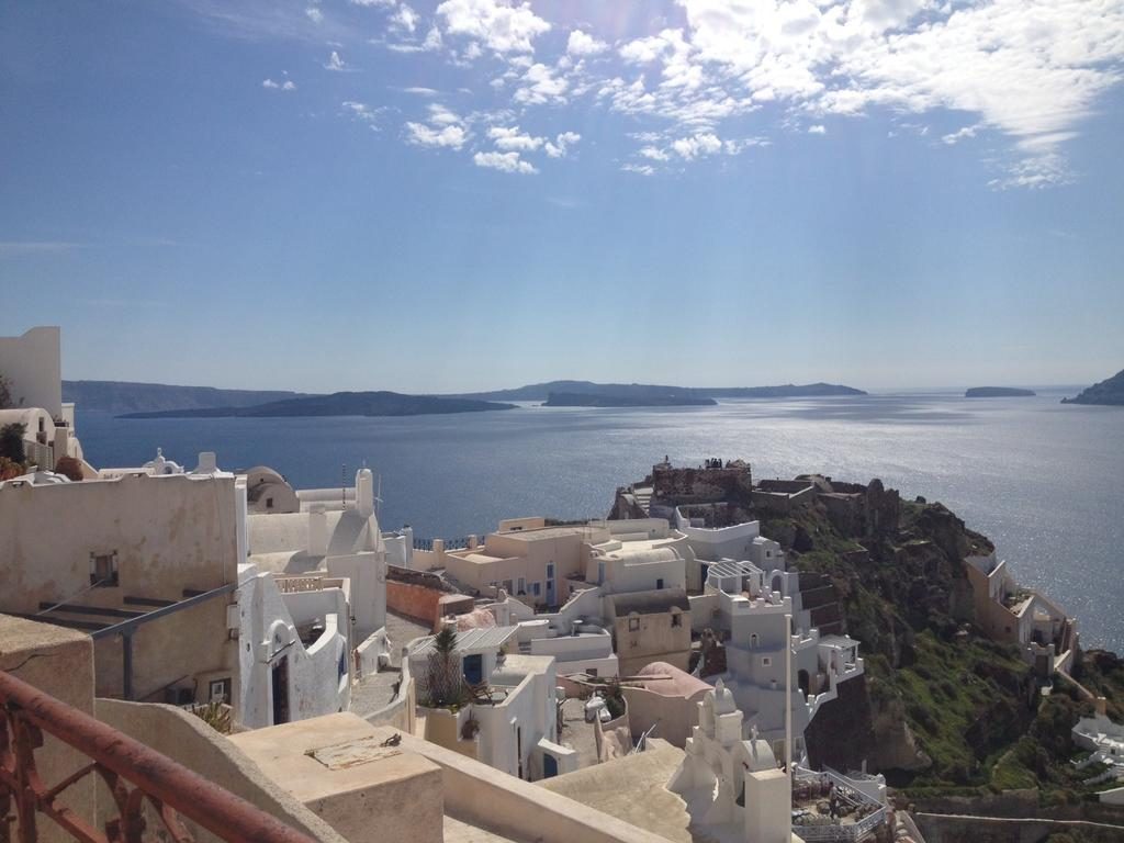 villas in santorini