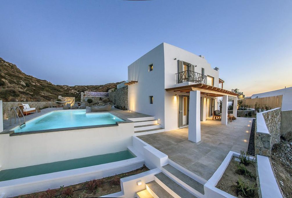luxury naxos villas