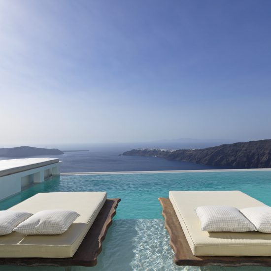 santorini villas infinity pools