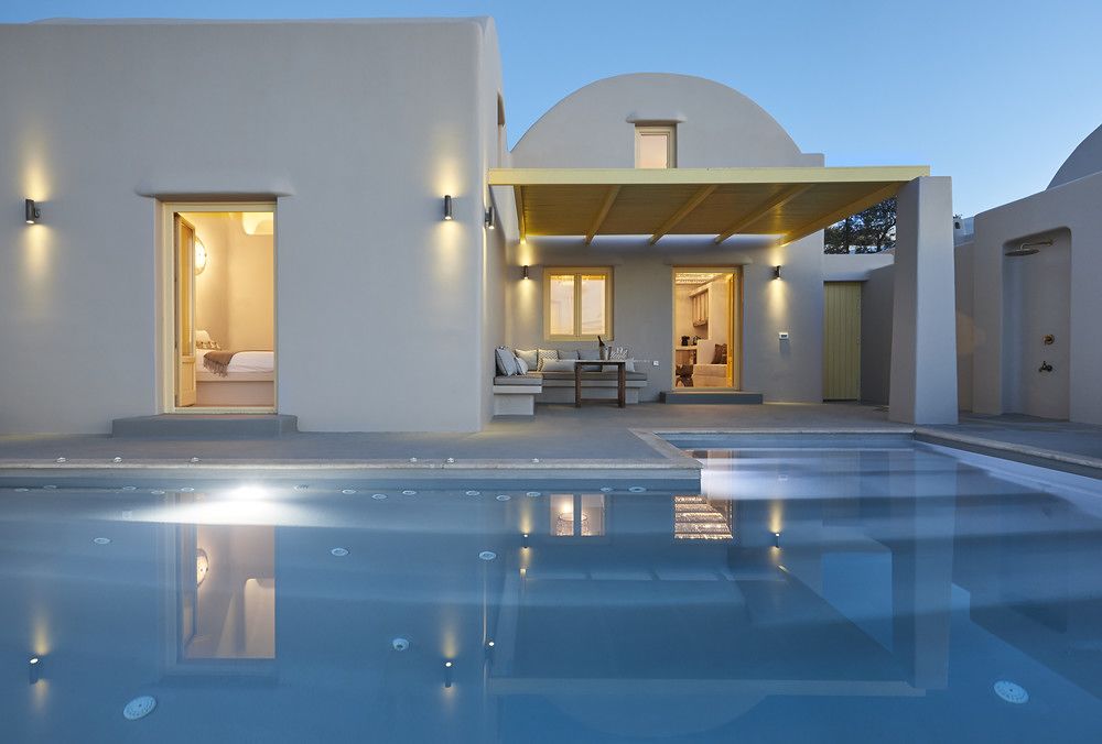 santorini luxury villa rentals