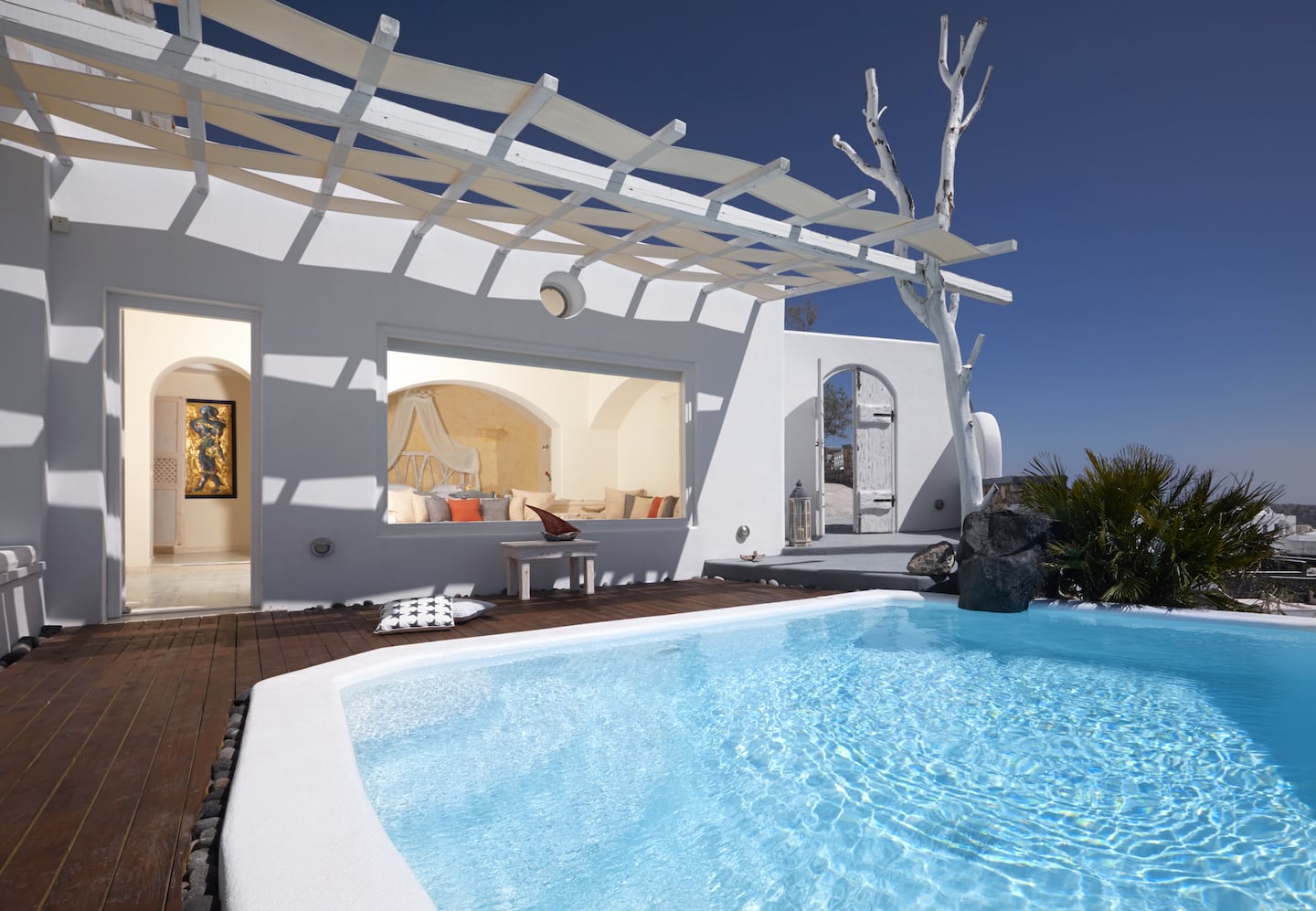 santorini luxury suites