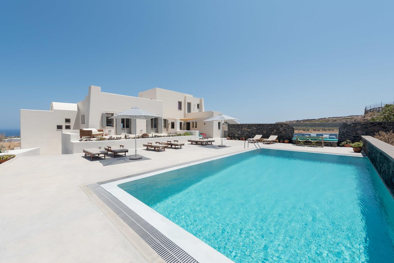 villa krinos santorini