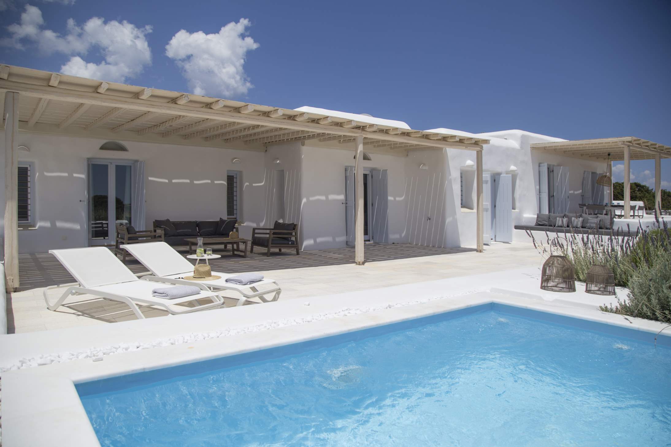 paros luxury villas