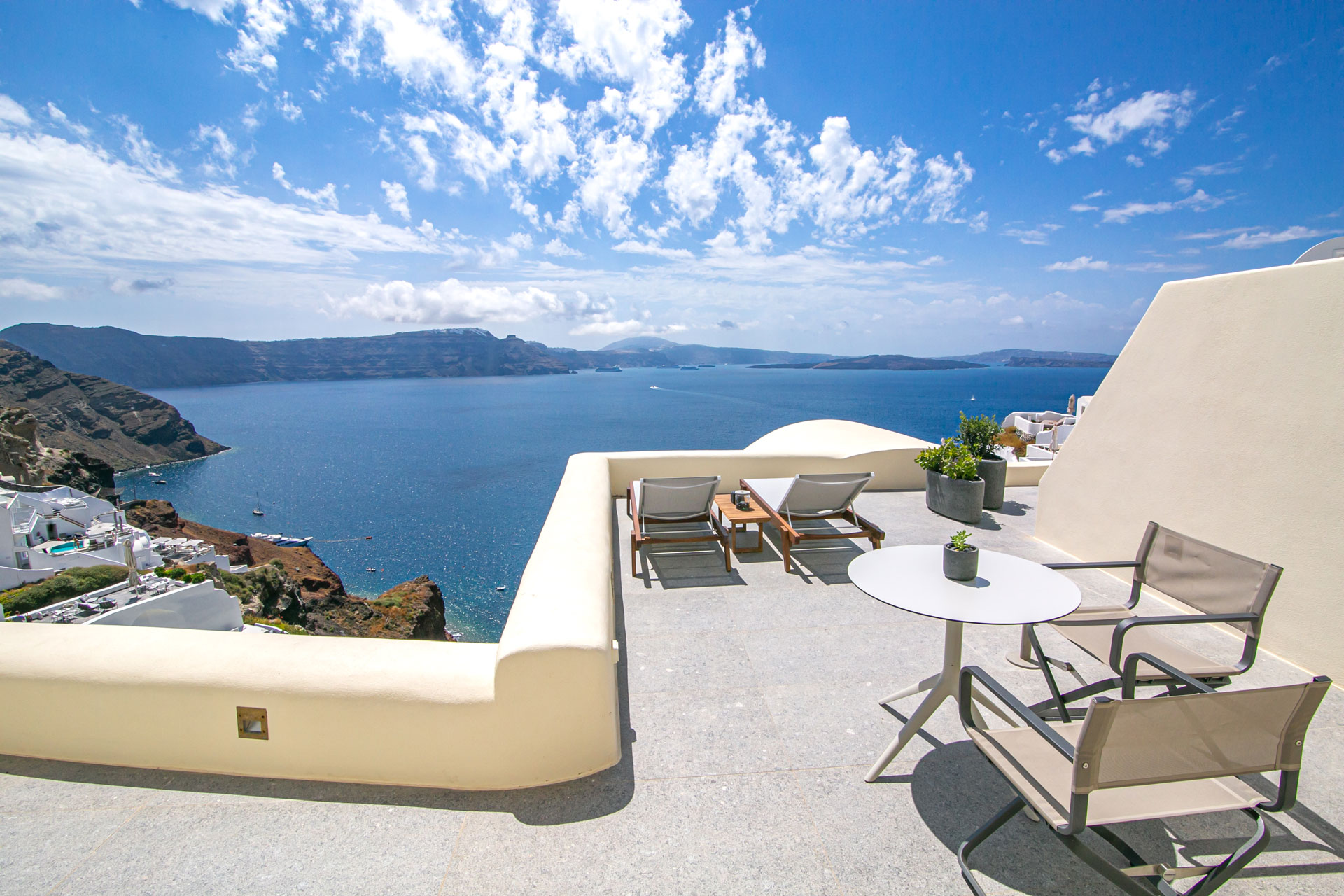 luxury villas oia