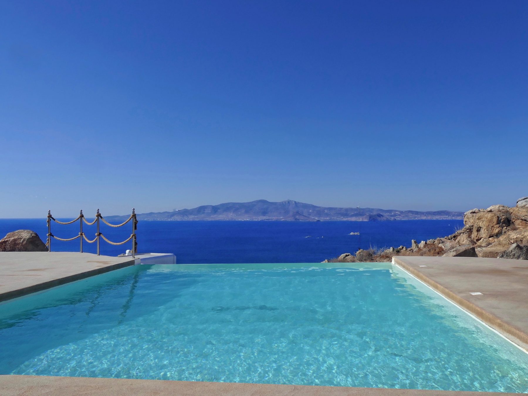 naxos villas private pools