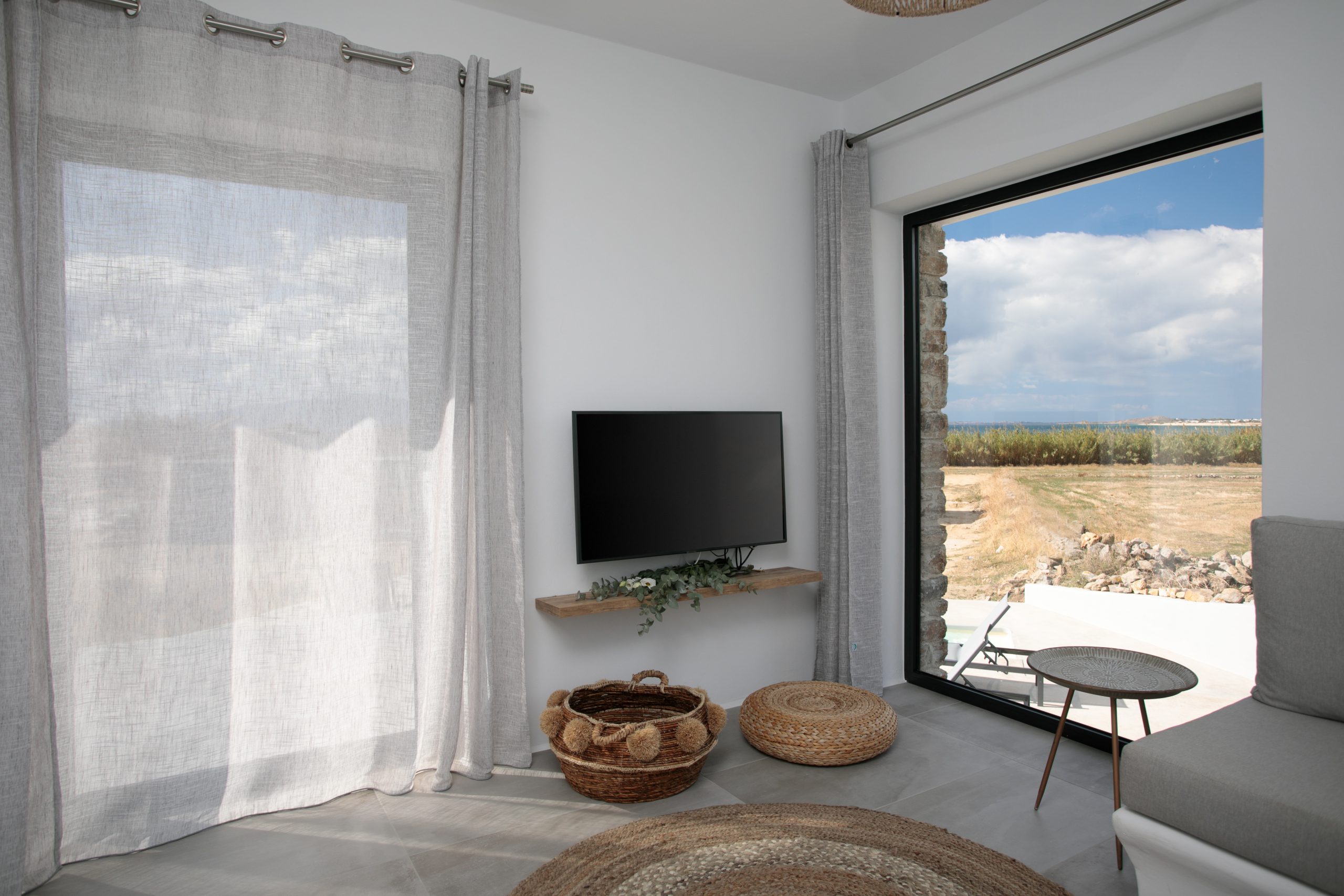 naxos villas plaka beach