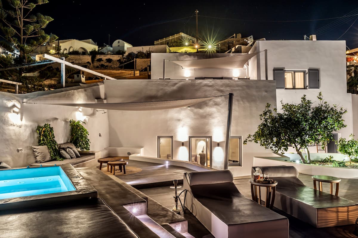 luxury santorini villas