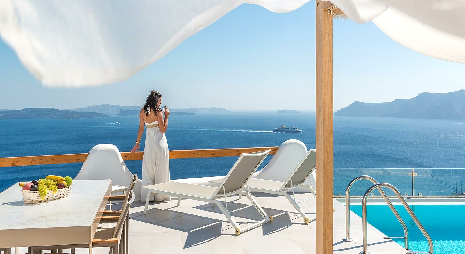 oia villas private pools