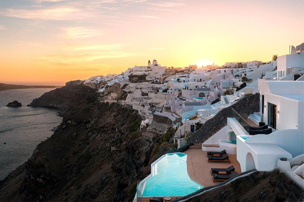 oia villas 3 bedrooms