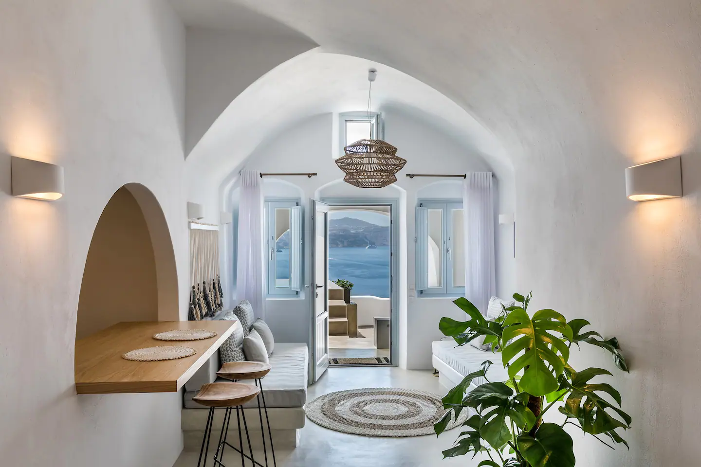 caldera houses oia santorini lounge views