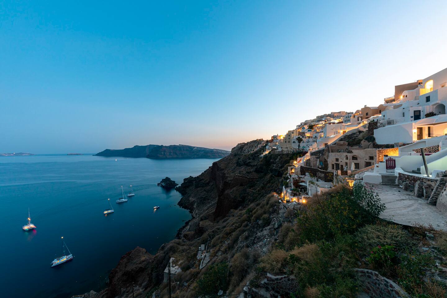 caldera houses oia santorini