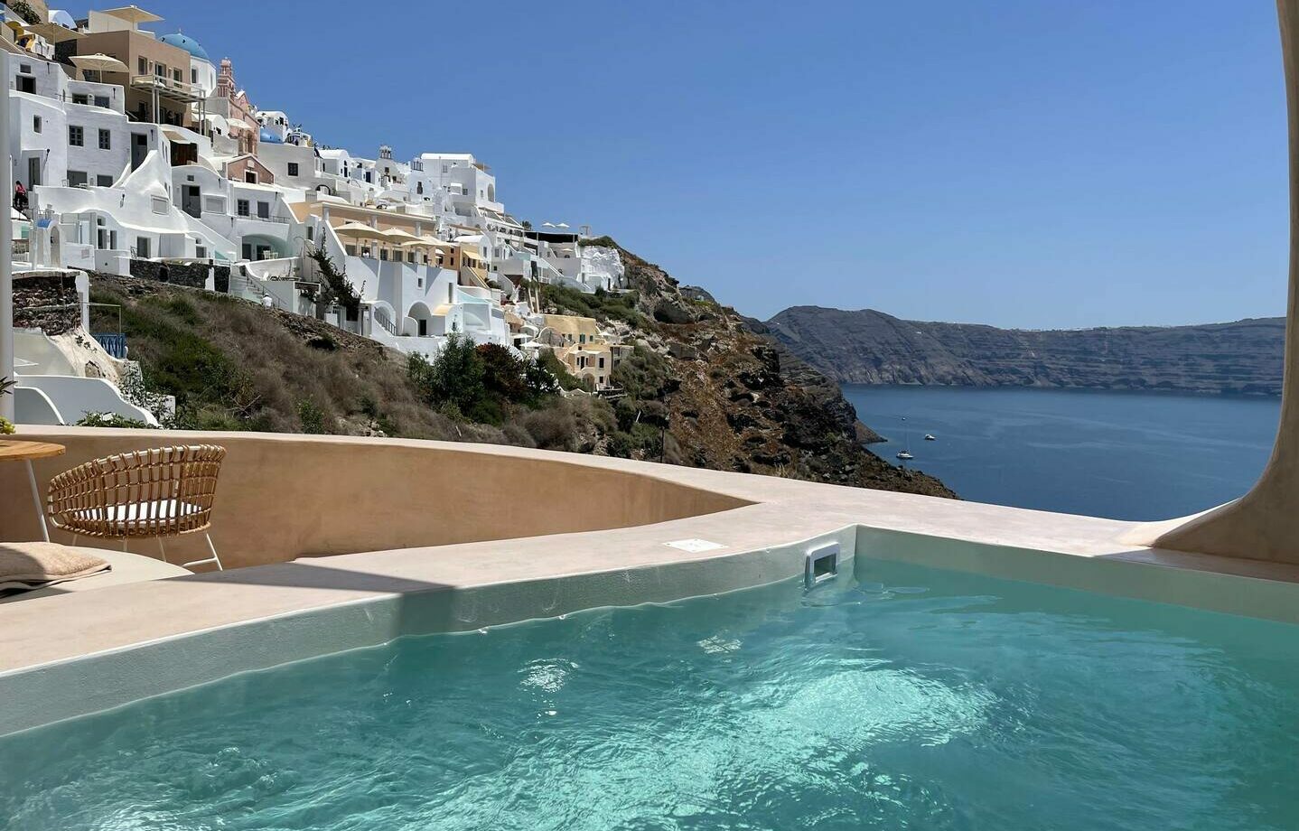 caldera houses oia santorini