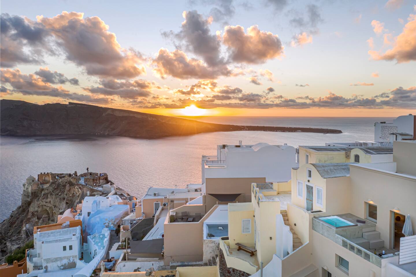 caldera houses oia santorini sunset