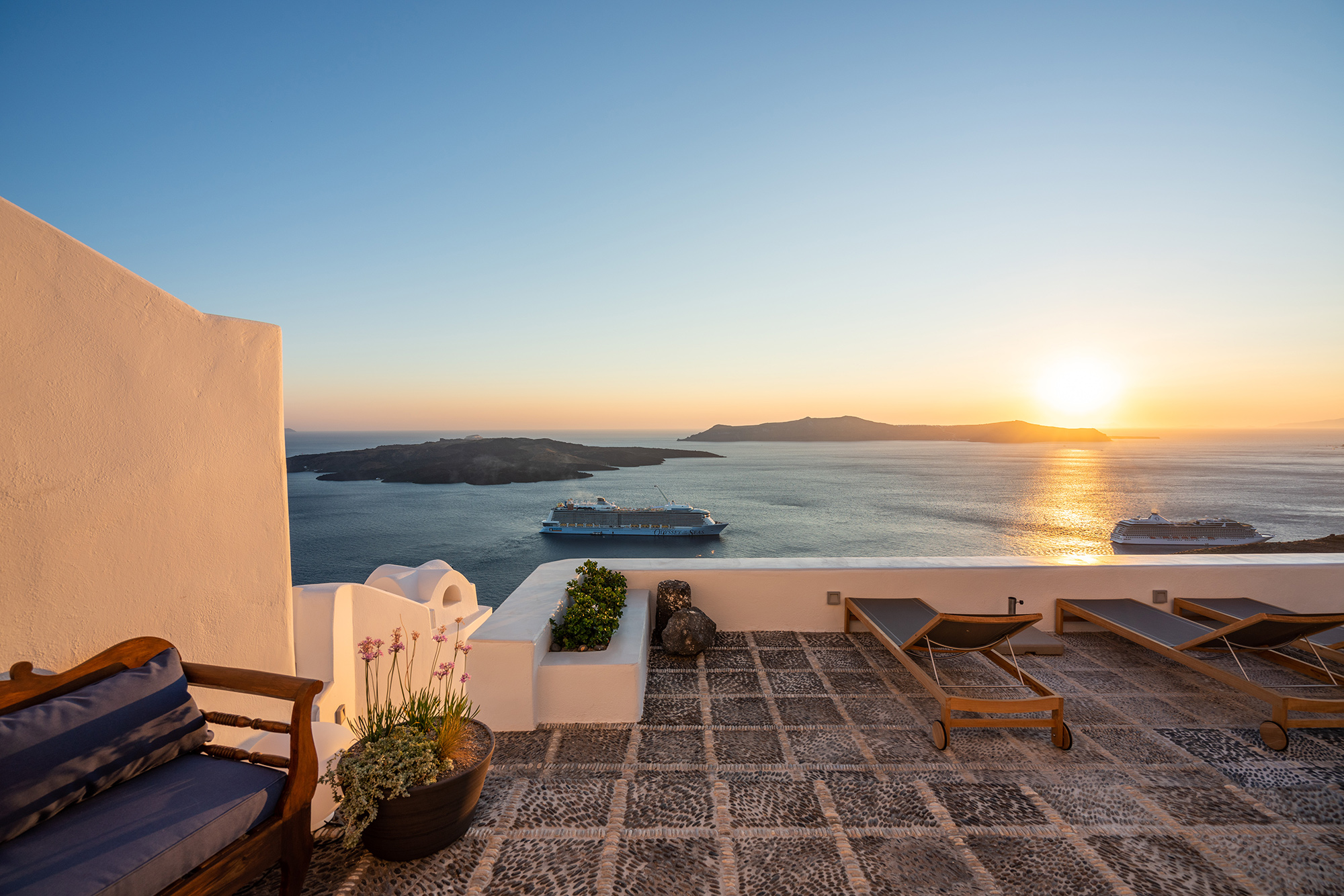 fira intimate retreat sundown