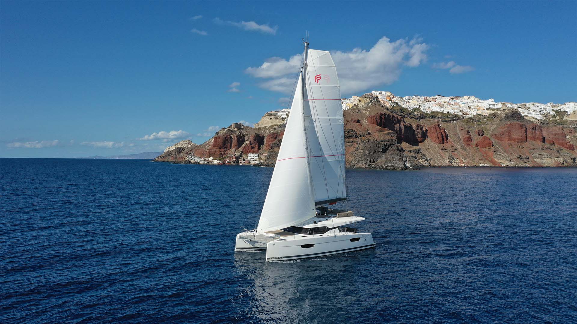 yacht powerboat hire santorini