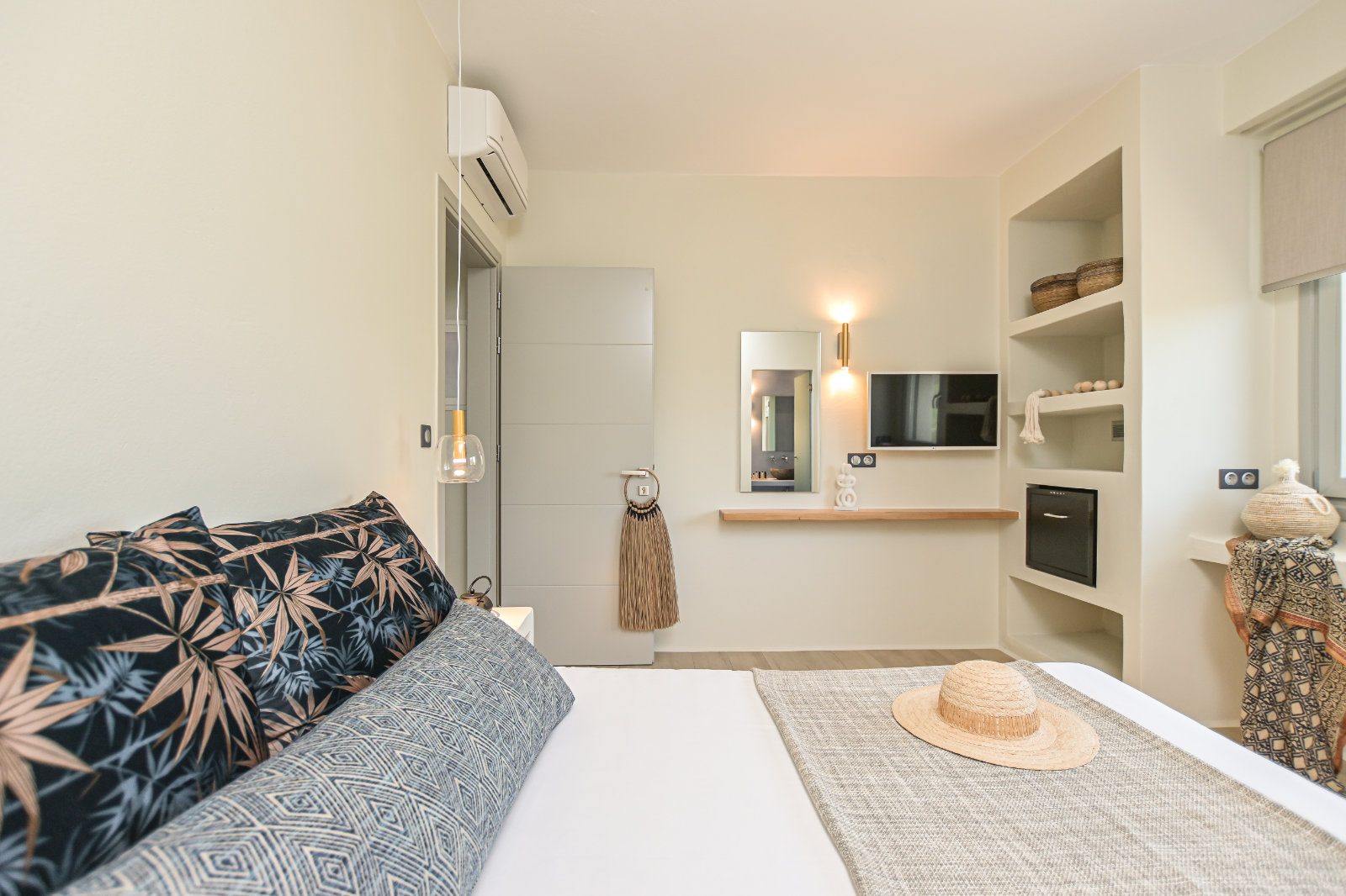 plaka beach luxury villas double bedroom